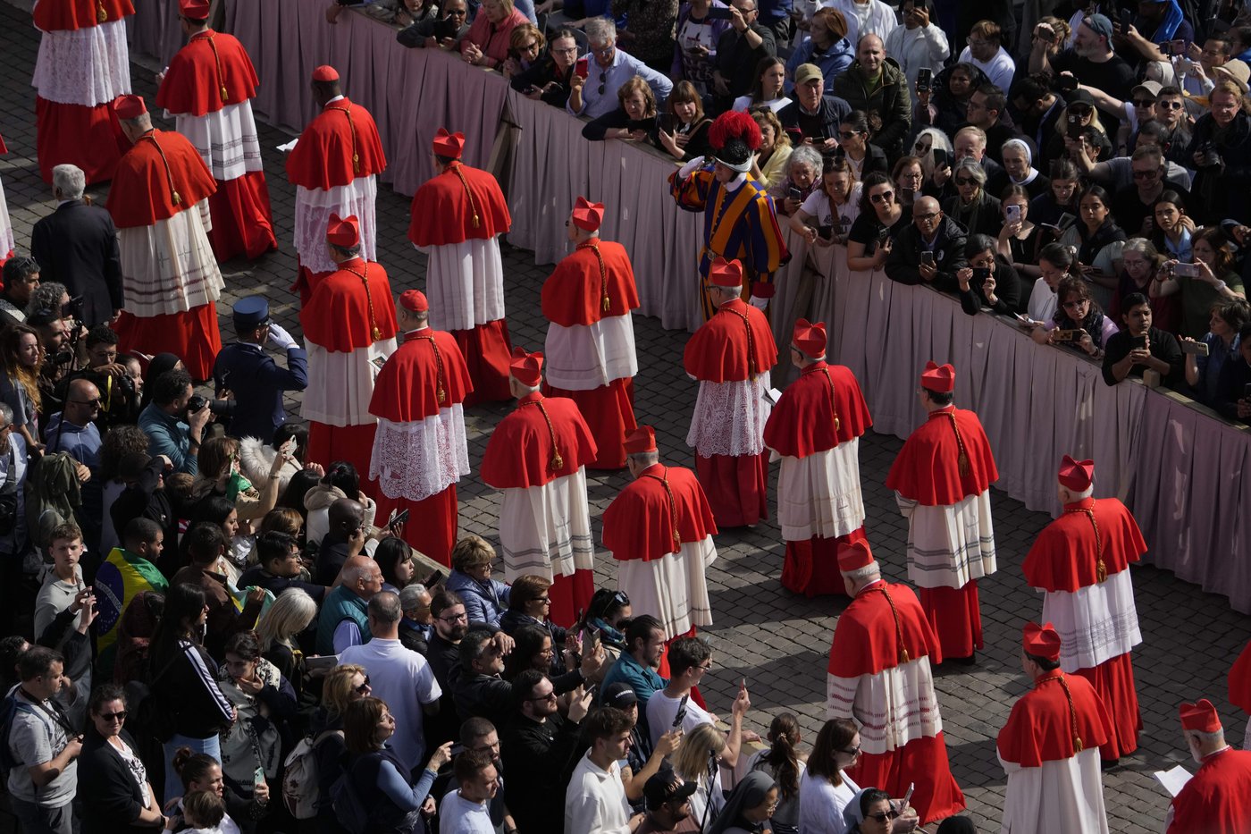 PHOTO COLLECTION: Vatican Pope Procession | iNFOnews.ca PHOTO COLLECTION: Vatican Pope Procession | iNFOnews.ca