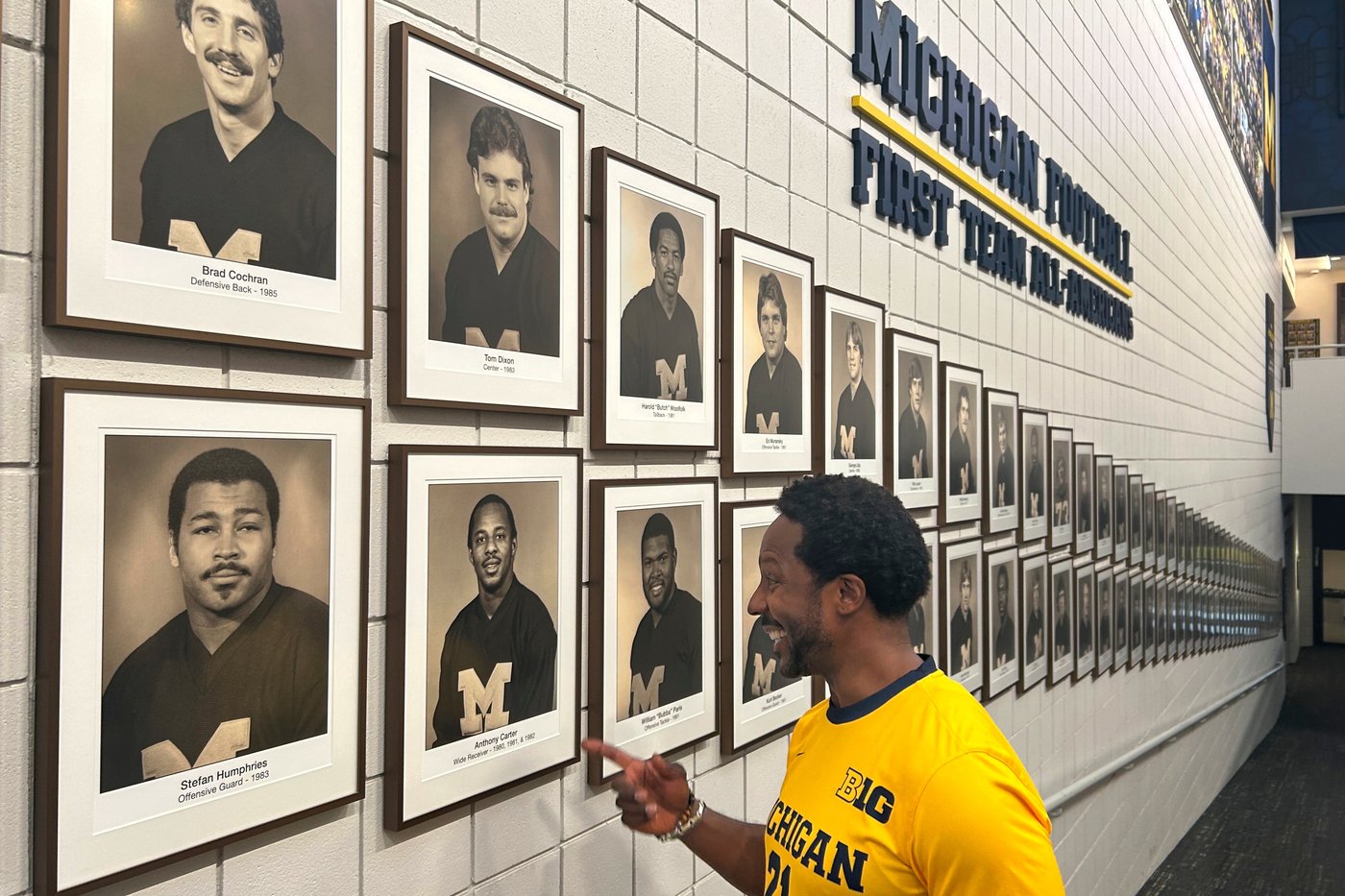 'It's legendary' - AP All-America honor resonates for some of college football's all-time greats | iNFOnews.ca