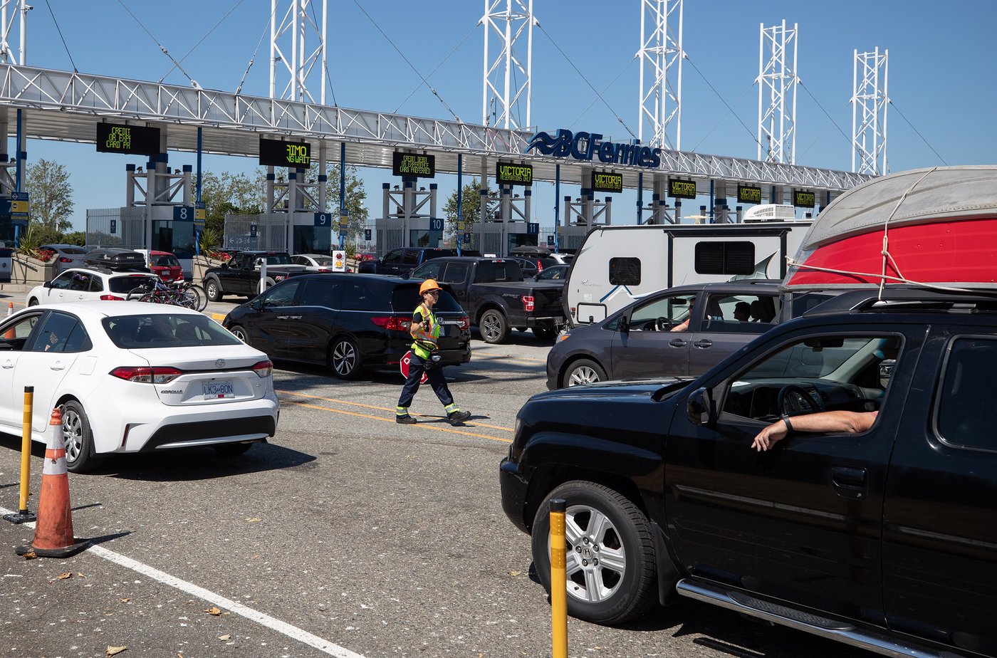 Boater clinging to capsized skiff rescued by B.C. ferry near terminal | iNFOnews.ca Boater clinging to capsized skiff rescued by B.C. ferry near terminal | iNFOnews.ca