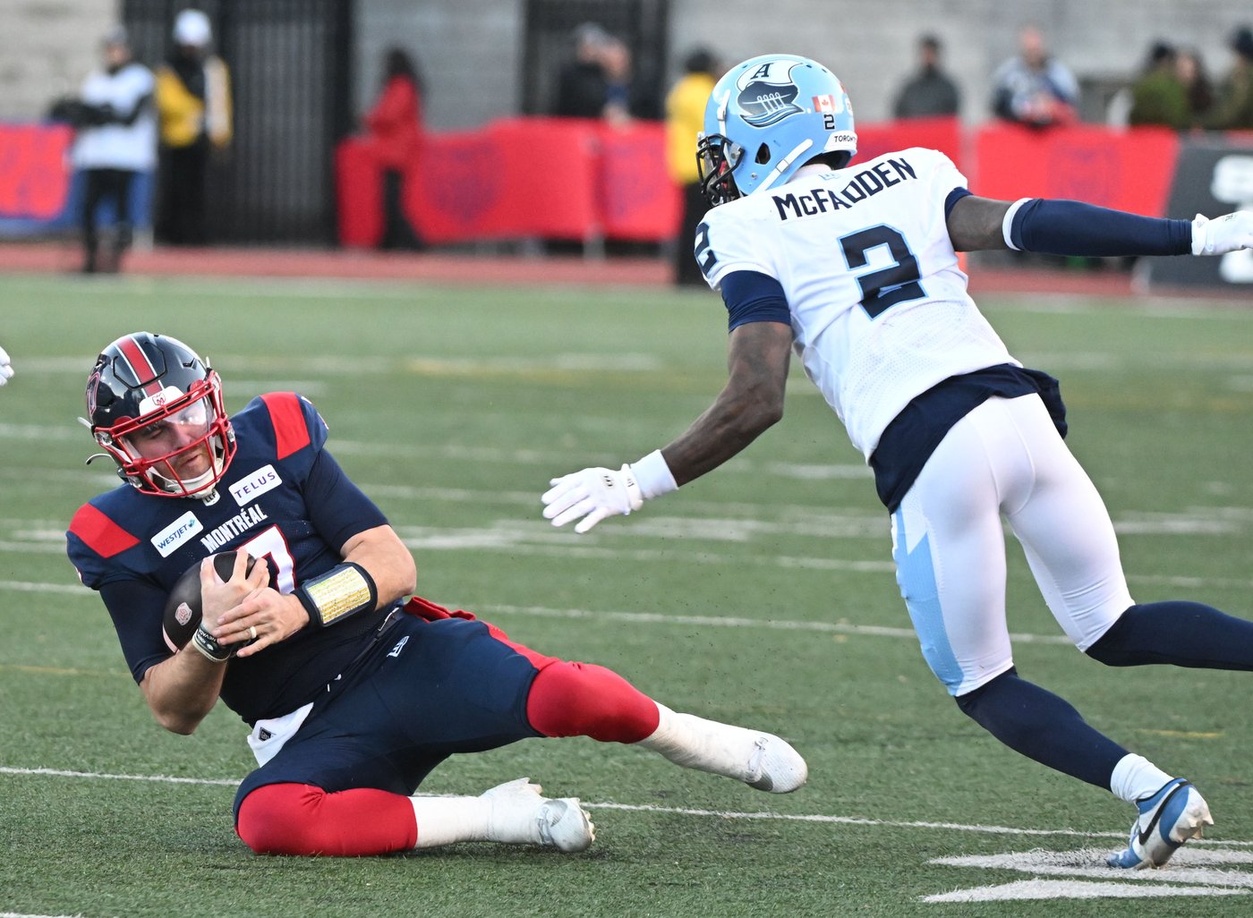 Veteran QB Fajardo excited to be part of Elks camp: 'I feel like a rookie again' | iNFOnews.ca