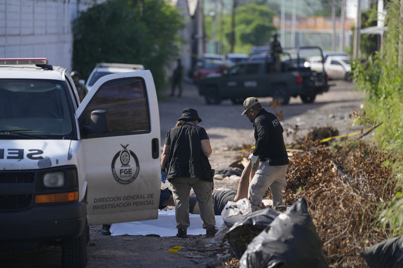 Mexican president blames the US for bloodshed in Sinaloa as cartel violence surges | iNFOnews.ca