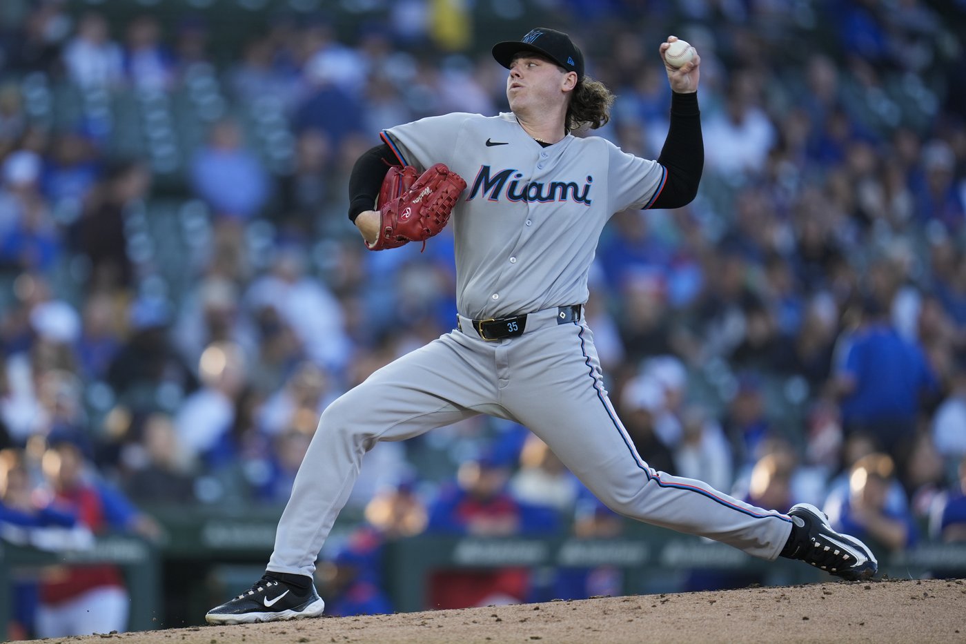 Weathers delivers 5 strong innings, gets win in season debut as Marlins top Cubs | iNFOnews.ca