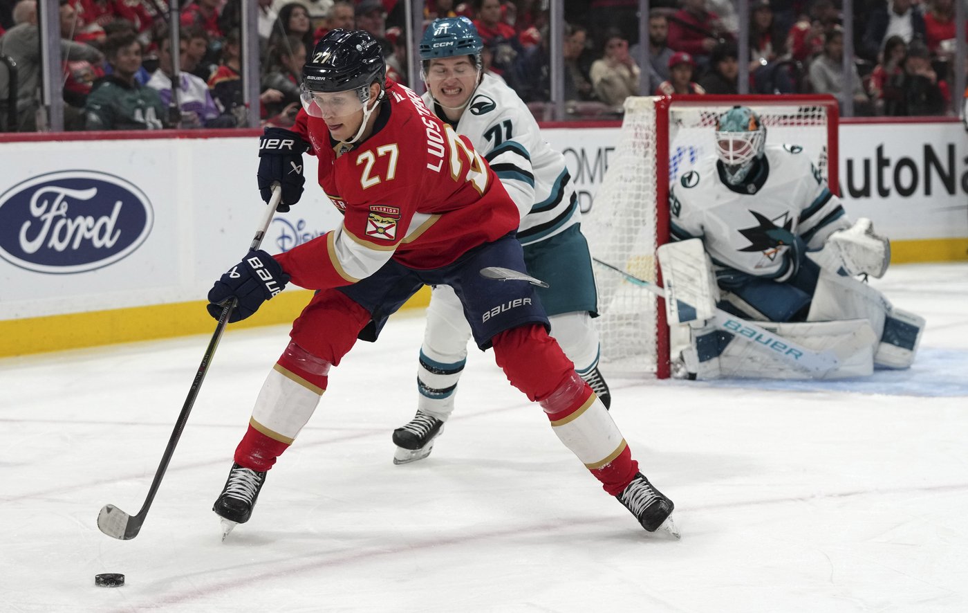 Tkachuk scores 2 more goals, Panthers stay hot with 3-1 win over Sharks | iNFOnews.ca Tkachuk scores 2 more goals, Panthers stay hot with 3-1 win over Sharks | iNFOnews.ca