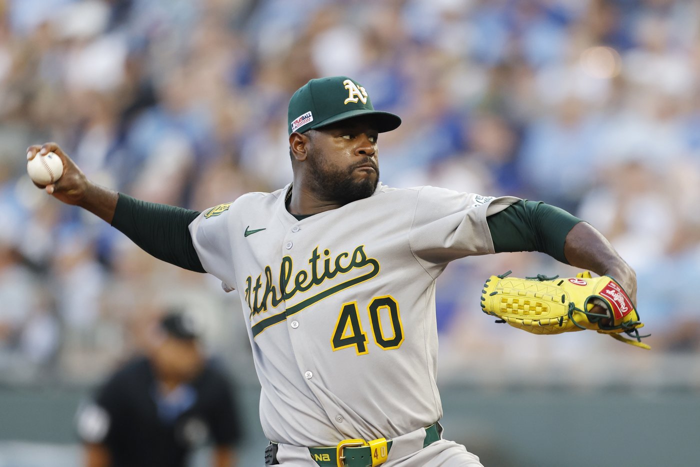 Athletics end 14-game road losing streak, beat Royals 6-4 | iNFOnews.ca