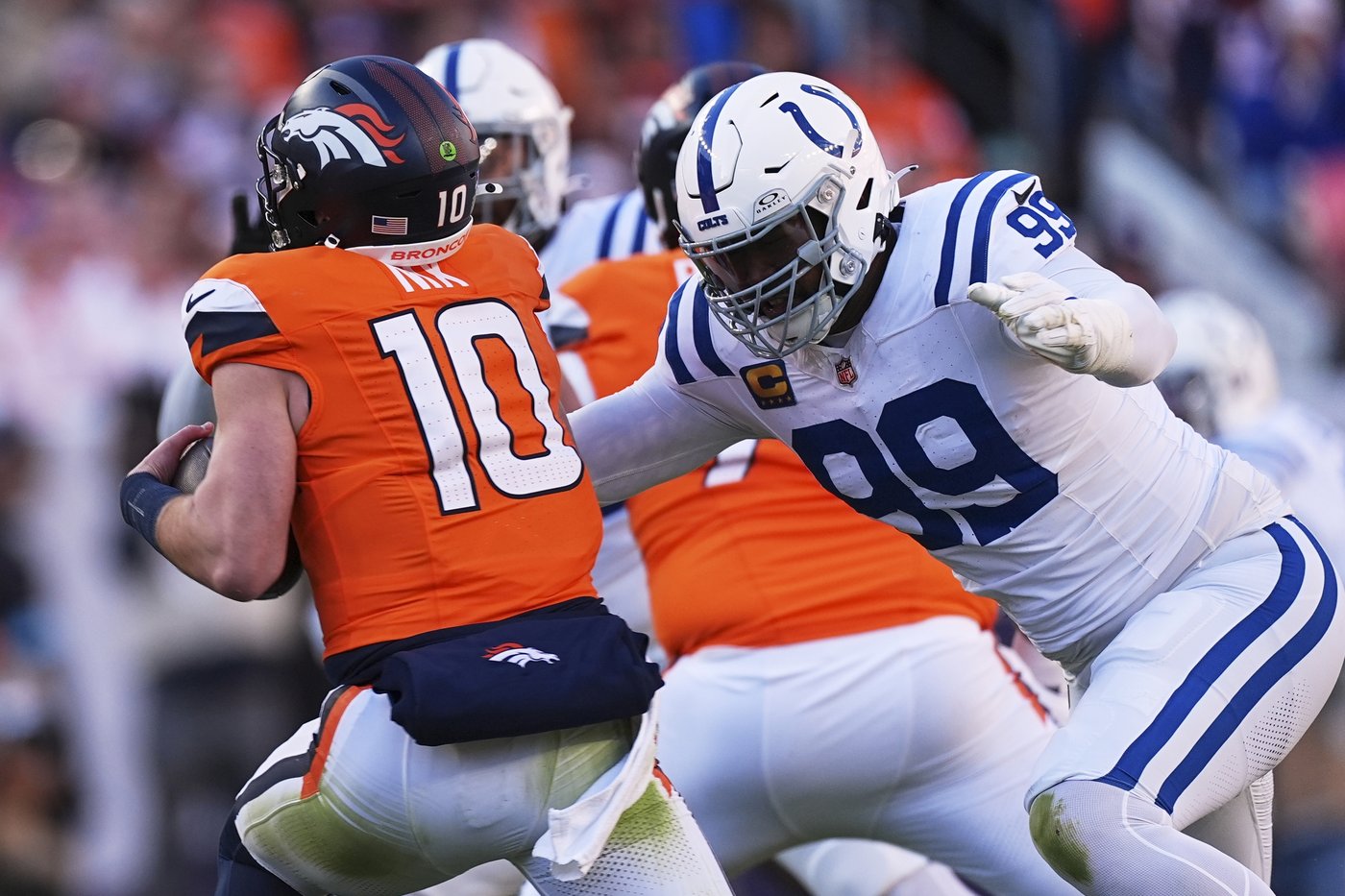 Colts try to rebound and keep fading playoff hopes alive when they face struggling Titans | iNFOnews.ca