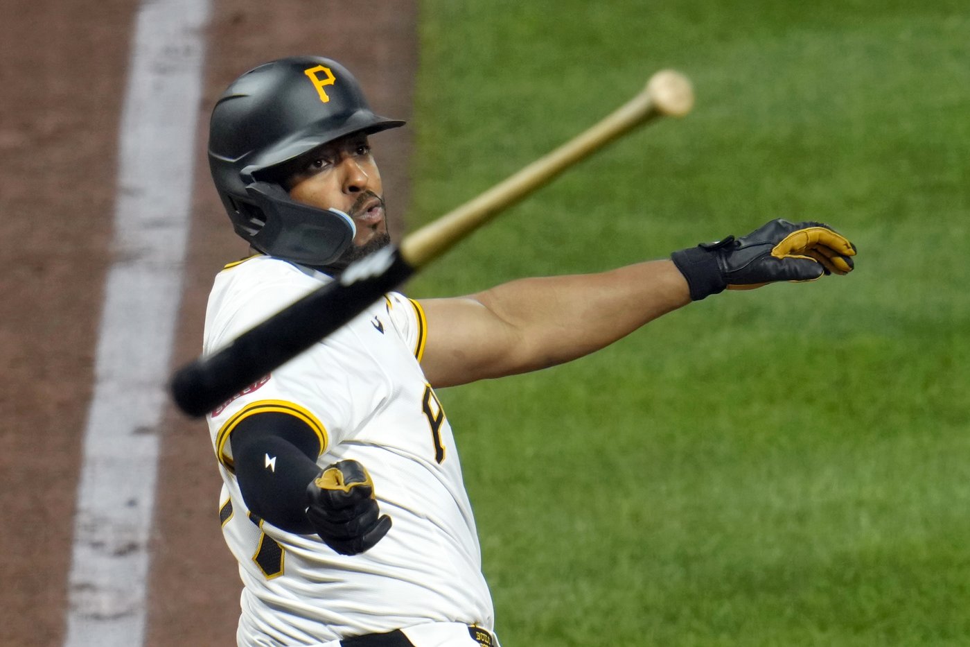 Willy Adames steals 20th base, joining 30-20 club in Brewers' 7-2 win over Pirates | iNFOnews.ca Willy Adames steals 20th base, joining 30-20 club in Brewers' 7-2 win over Pirates | iNFOnews.ca