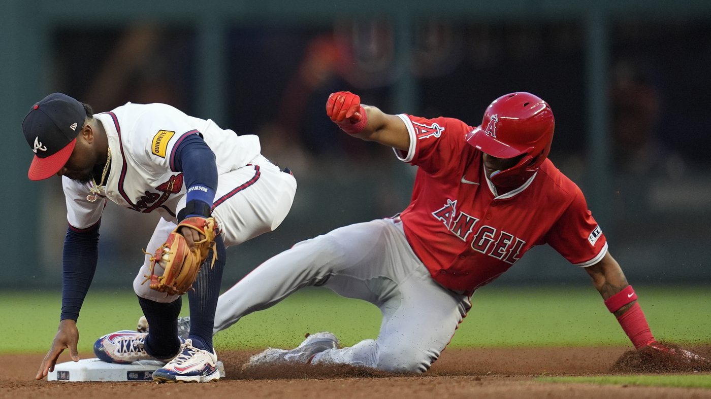 Olson's grand slam powers Braves' seven-run inning in 8-3 win over Angels | iNFOnews.ca