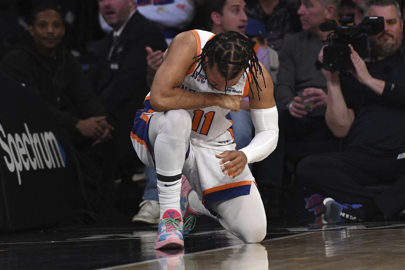 Jalen Brunson returns from shoulder injury to tie Carmelo Anthony with 17th 40-point game as a Knick | iNFOnews.ca Jalen Brunson returns from shoulder injury to tie Carmelo Anthony with 17th 40-point game as a Knick | iNFOnews.ca
