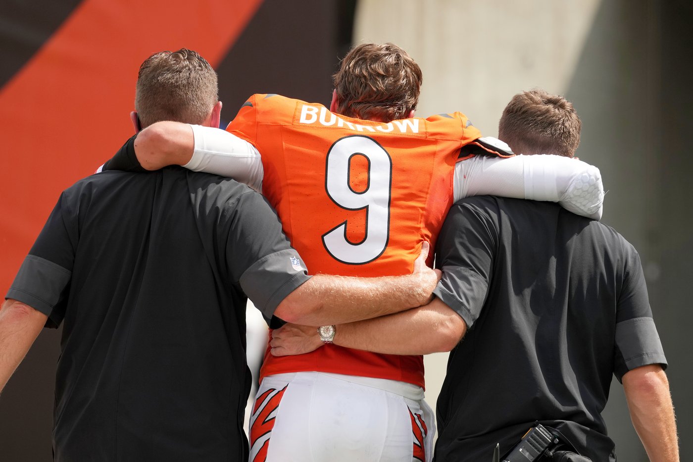 Bengals QB Joe Burrow undergoes surgery on injured left toe | iNFOnews.ca