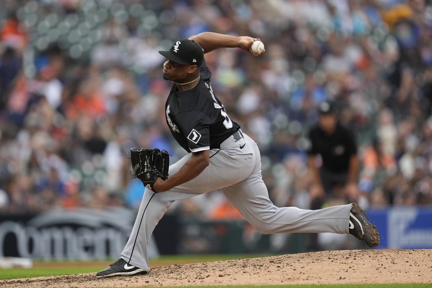 White Sox wrap up record-breaking losing season with 9-5 win over playoff-bound Tigers | iNFOnews.ca