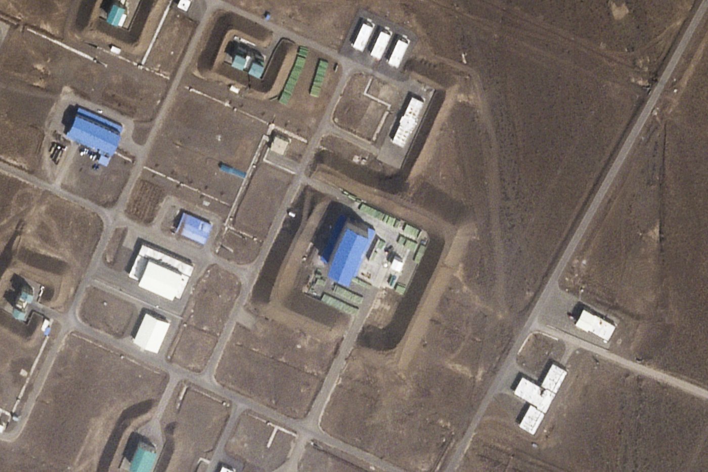 Satellite photos show Israeli strike likely hit important Iran Revolutionary Guard missile base | iNFOnews.ca Satellite photos show Israeli strike likely hit important Iran Revolutionary Guard missile base | iNFOnews.ca
