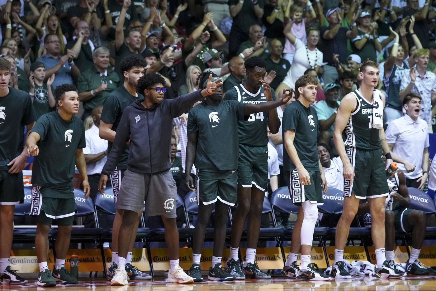 Michigan State holds off No. 12 North Carolina 94-91 in overtime for 3rd at Maui Invitational | iNFOnews.ca Michigan State holds off No. 12 North Carolina 94-91 in overtime for 3rd at Maui Invitational | iNFOnews.ca