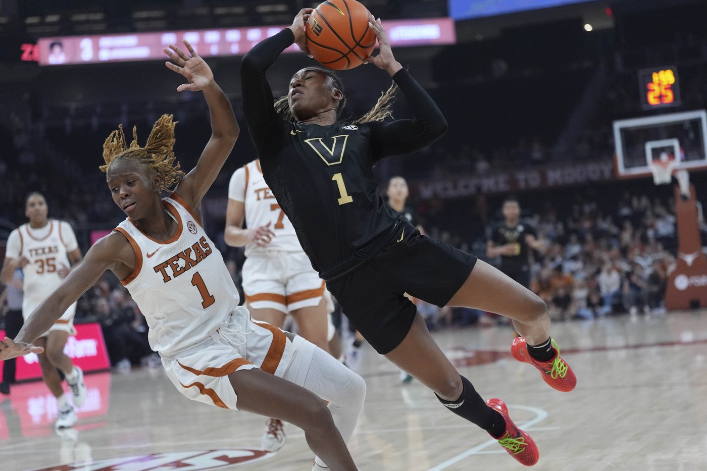 Vanderbilt's Mikayla Blakes is AP women's basketball player of the week | iNFOnews.ca