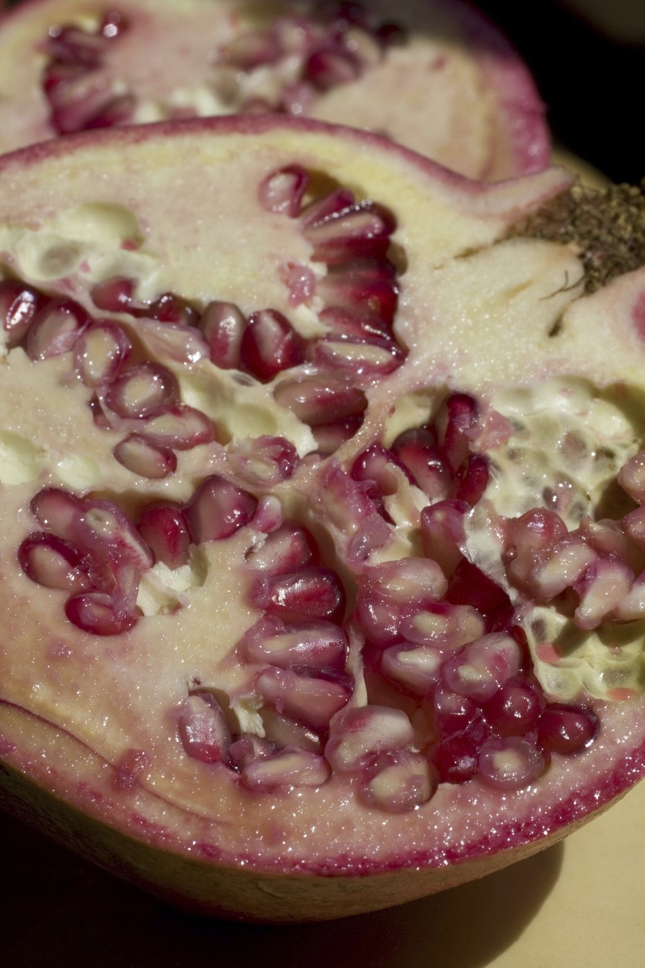 Pomegranate seeds add flair and tradition to a Rosh Hashanah salad | iNFOnews.ca Pomegranate seeds add flair and tradition to a Rosh Hashanah salad | iNFOnews.ca