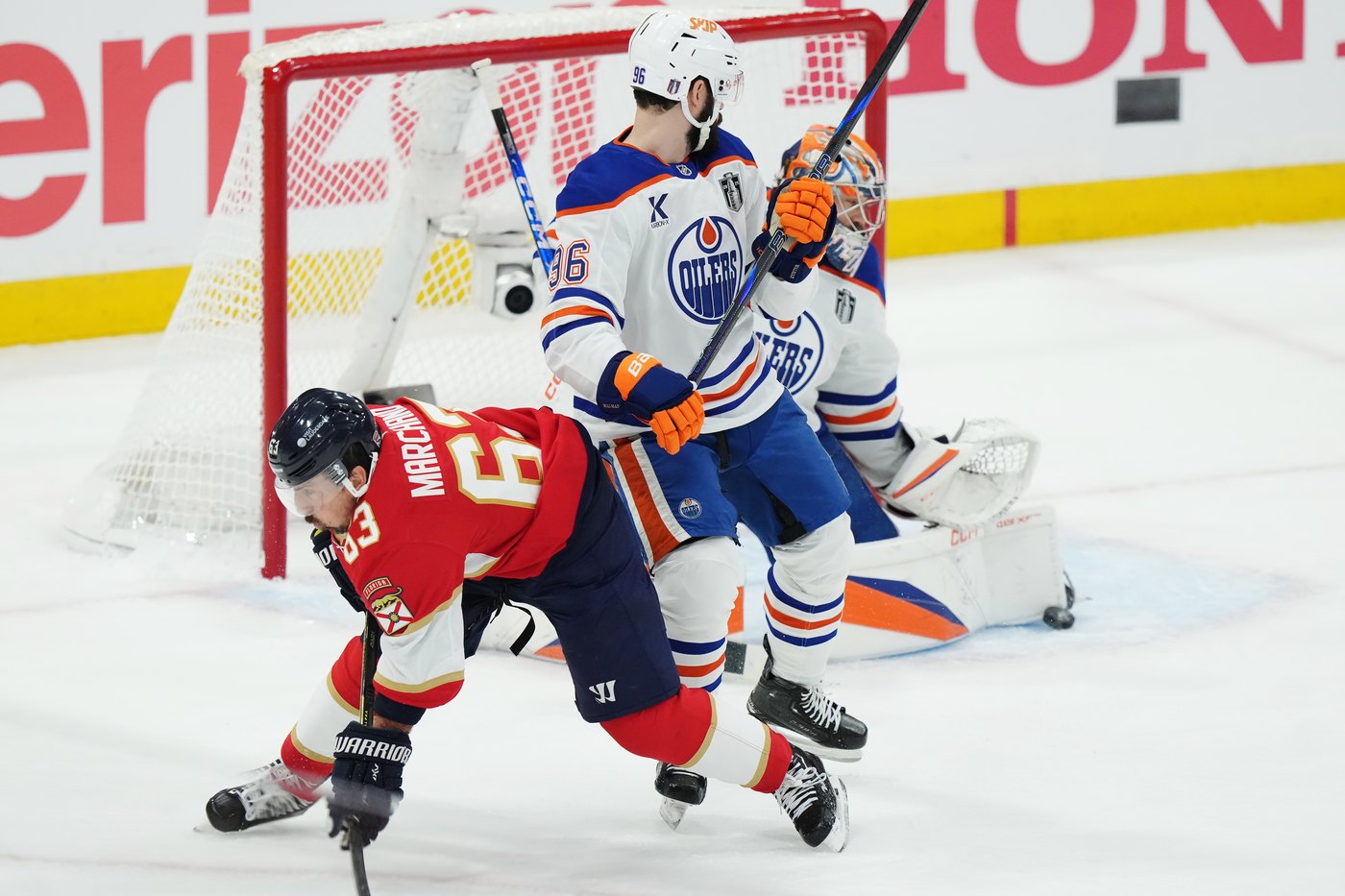 Oilers defenceman Walman fined for roughing Tkachuk, squirting Panthers' bench | iNFOnews.ca Oilers defenceman Walman fined for roughing Tkachuk, squirting Panthers' bench | iNFOnews.ca