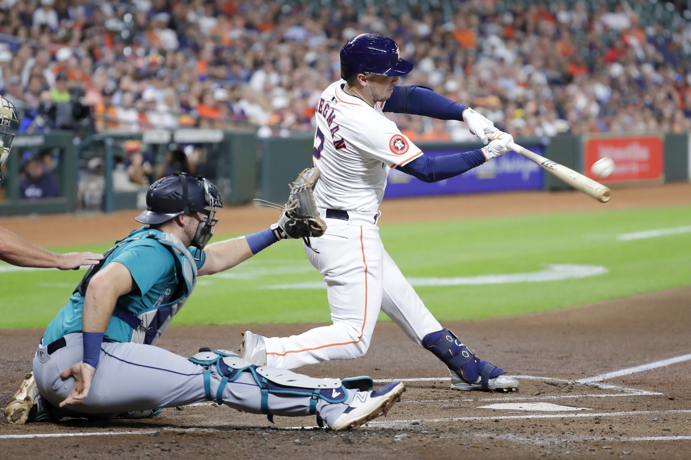 Heyward, Bregman and Tucker homer as Astros beat Mariners 4-3 to clinch 4th straight AL West title | iNFOnews.ca Heyward, Bregman and Tucker homer as Astros beat Mariners 4-3 to clinch 4th straight AL West title | iNFOnews.ca