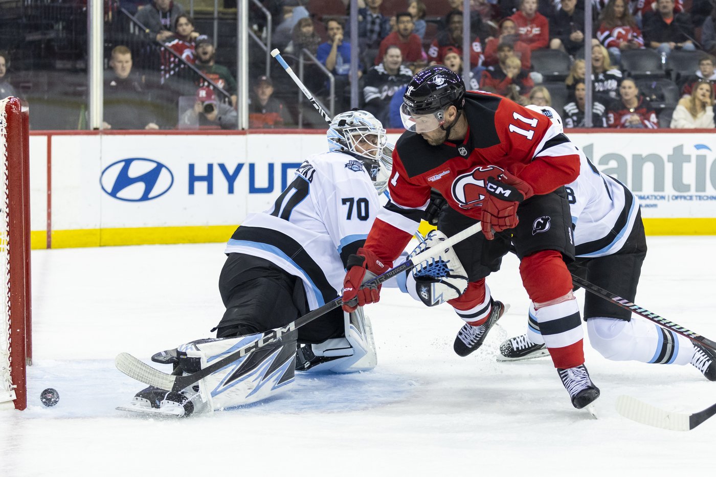 Jake Allen gets his 1st shutout with the Devils, who beat Utah 3-0 | iNFOnews.ca Jake Allen gets his 1st shutout with the Devils, who beat Utah 3-0 | iNFOnews.ca