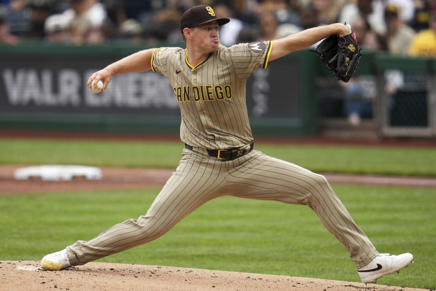 Stephen Kolek pitches into the 6th in first MLB start as Padres blank Pirates for 5th straight win | iNFOnews.ca Stephen Kolek pitches into the 6th in first MLB start as Padres blank Pirates for 5th straight win | iNFOnews.ca