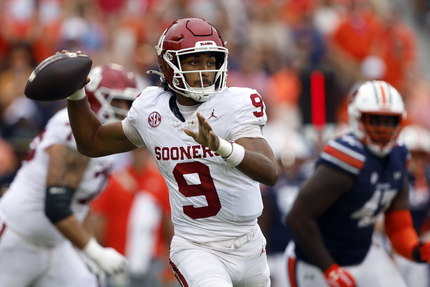 No. 21 Oklahoma rallies late, stuns Auburn for first-ever Southeastern Conference win | iNFOnews.ca No. 21 Oklahoma rallies late, stuns Auburn for first-ever Southeastern Conference win | iNFOnews.ca