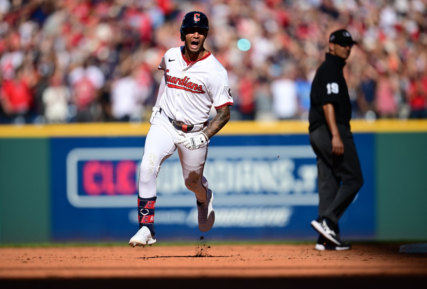 Rocchio, Naylor power 5-run eighth inning as Guardians beat Tigers 6-1 to even AL Wild Card Series | iNFOnews.ca Rocchio, Naylor power 5-run eighth inning as Guardians beat Tigers 6-1 to even AL Wild Card Series | iNFOnews.ca