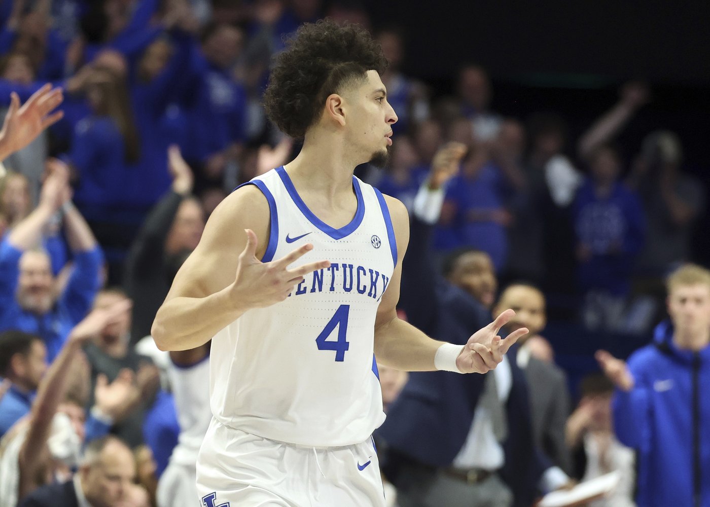 Koby Brea hits seven 3-pointers as No. 10 Kentucky hands No. 6 Florida its first loss, 106-100 | iNFOnews.ca