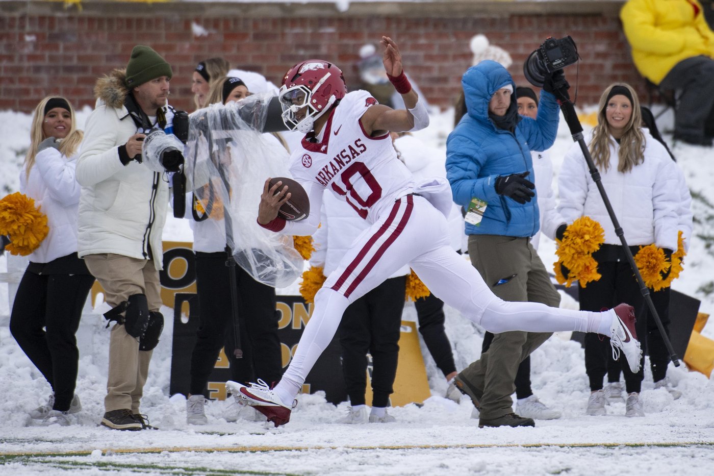 Texas Tech coach Joey McGuire ready for Liberty Bowl eager to quiet Arkansas fans | iNFOnews.ca