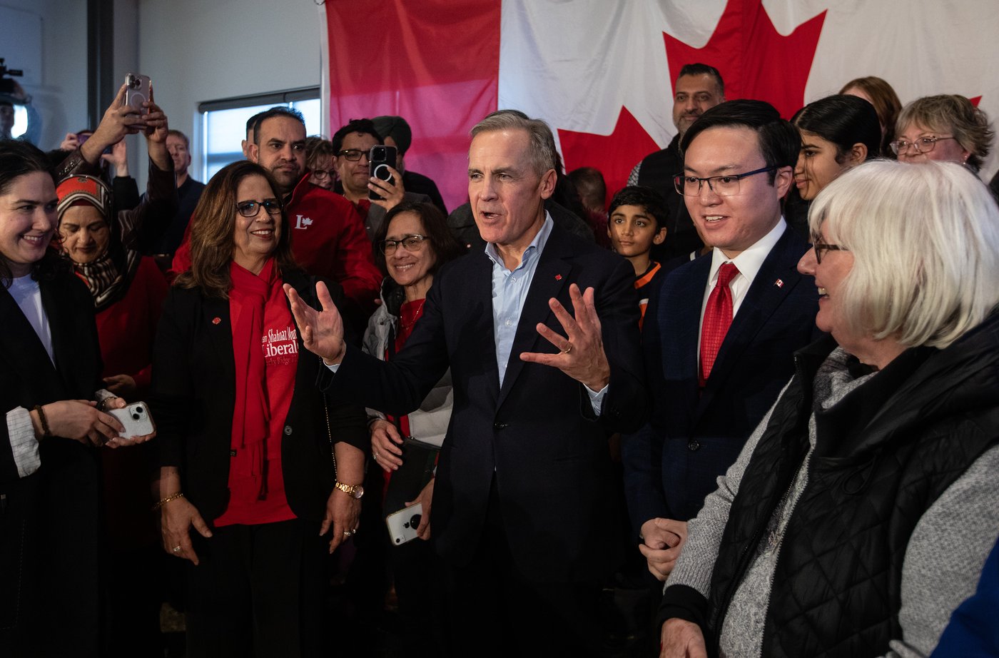 Carney, Freeland, Arya file paperwork to officially run for the Liberal leadership | iNFOnews.ca Carney, Freeland, Arya file paperwork to officially run for the Liberal leadership | iNFOnews.ca