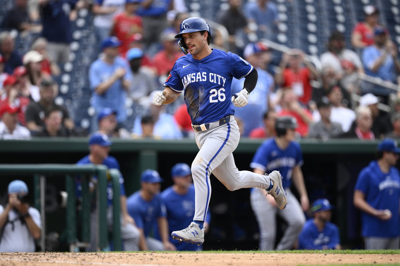 Pirates reunite with Adam Frazier, adding former All-Star 2B on a 1-year deal | iNFOnews.ca