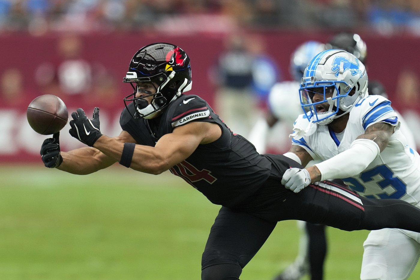 Jared Goff throws 2 TD passes and Lions' defense slows Kyler Murray in 20-13 win over Cardinals | iNFOnews.ca Jared Goff throws 2 TD passes and Lions' defense slows Kyler Murray in 20-13 win over Cardinals | iNFOnews.ca