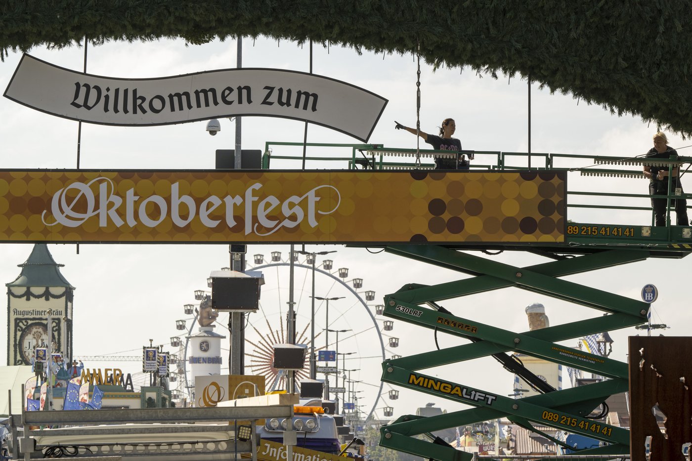 Oktoberfest tightens security after a deadly knife attack in western Germany | iNFOnews.ca