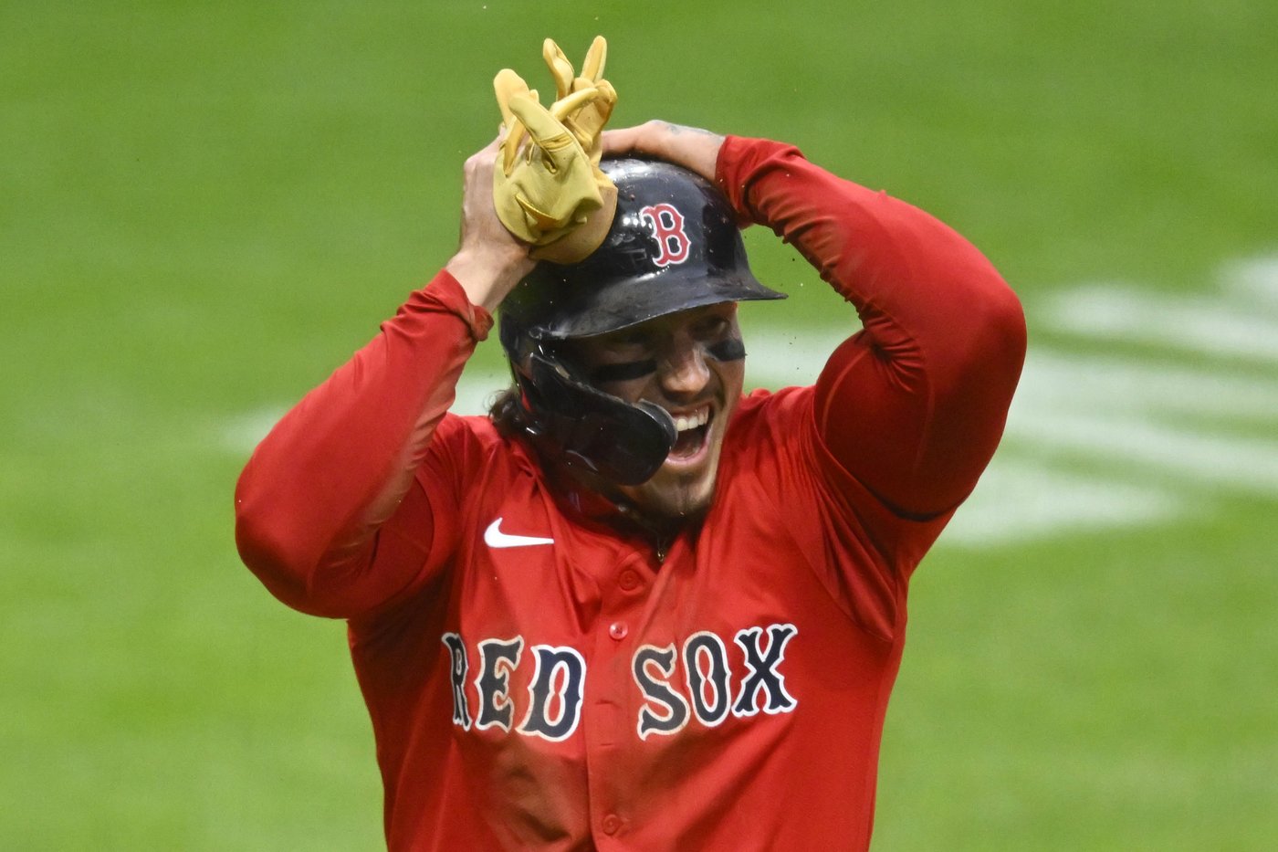 Party like it's 2009: Jarren Duran pulls off Boston's first straight steal of home in 16 years | iNFOnews.ca