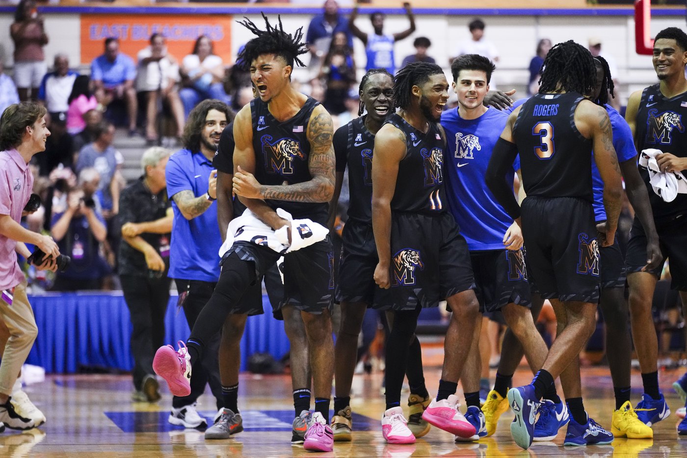 Memphis beats No. 2 UConn 99-97 in overtime to tip off Maui Invitational | iNFOnews.ca