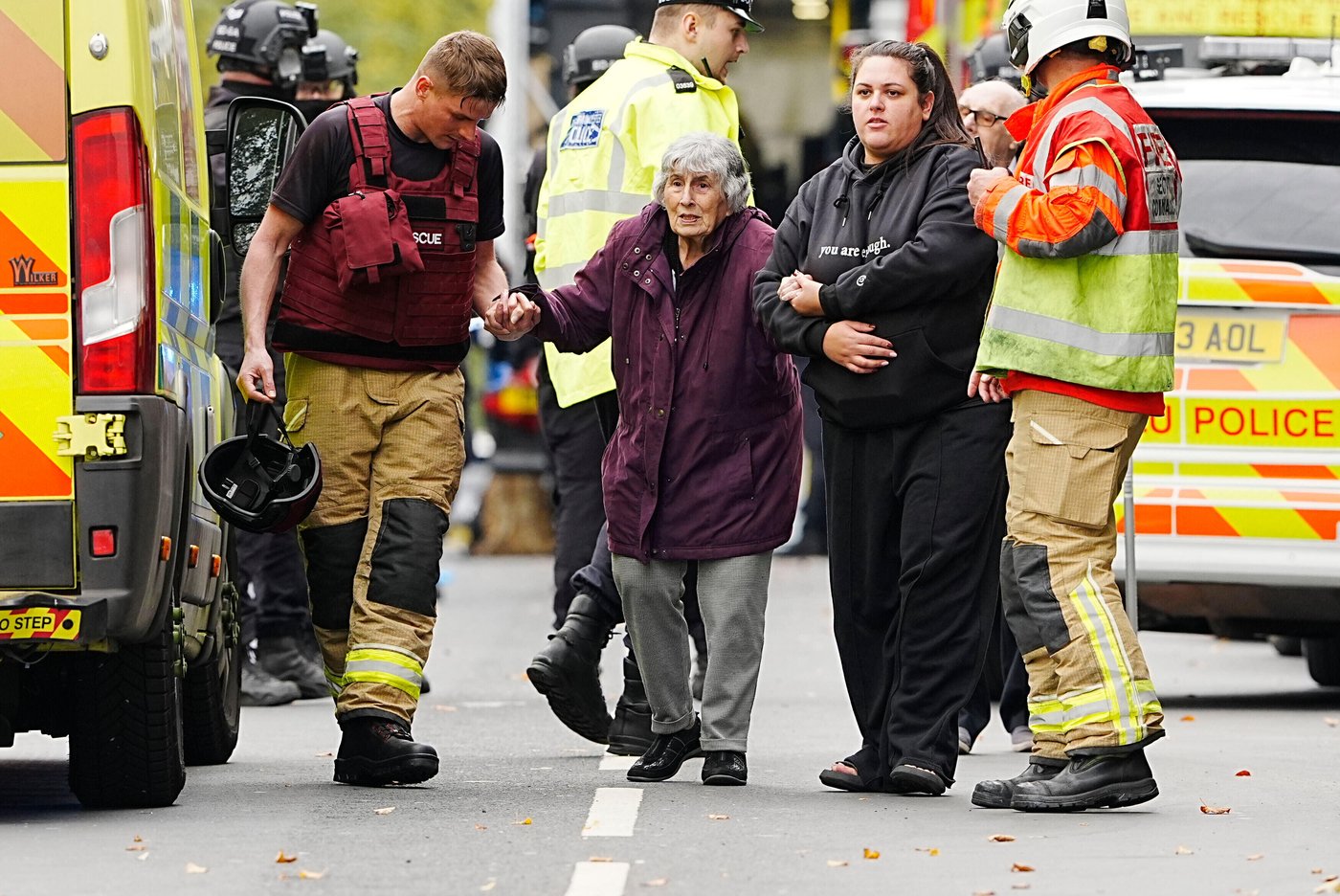 What to know about the attack at a synagogue in England on Yom Kippur | iNFOnews.ca