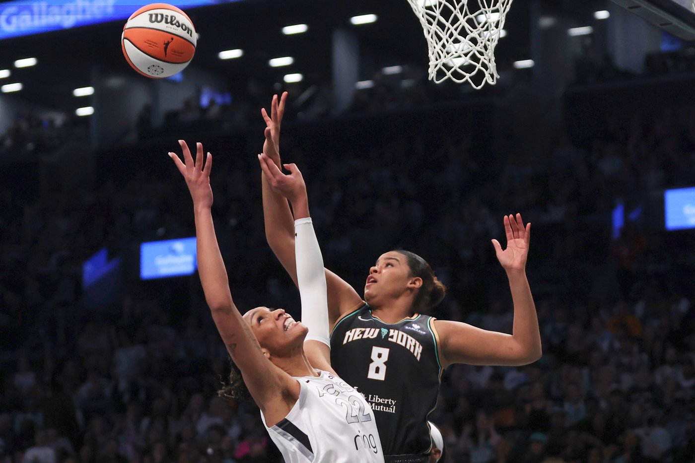 New York wins opener against Las Vegas 92-78 after celebrating 2024 title with ring, banner ceremony | iNFOnews.ca