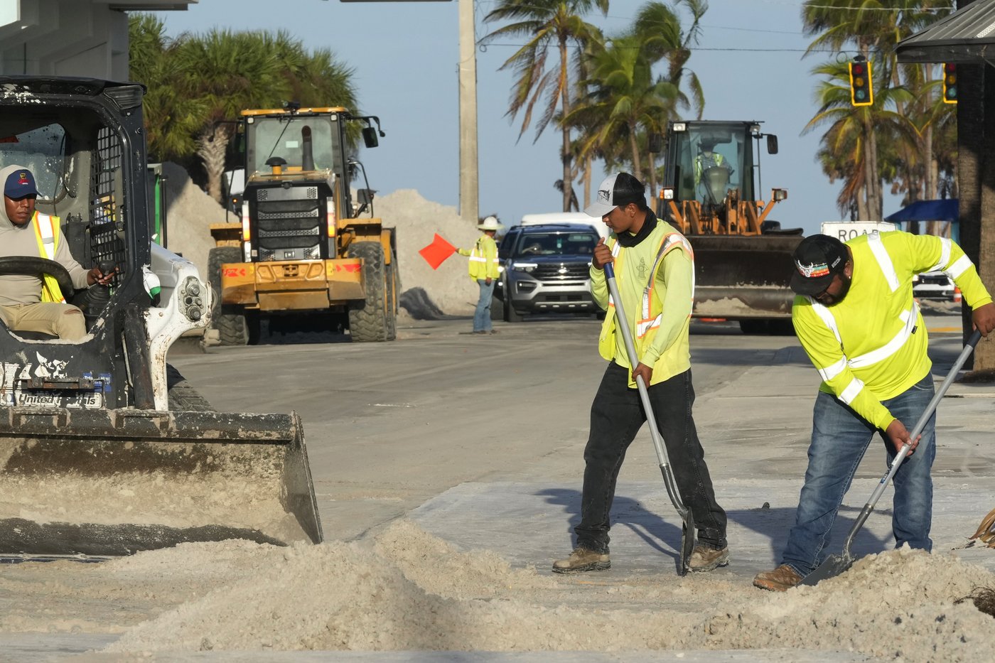 What to know as Florida residents begin cleaning up after Hurricane Milton | iNFOnews.ca What to know as Florida residents begin cleaning up after Hurricane Milton | iNFOnews.ca