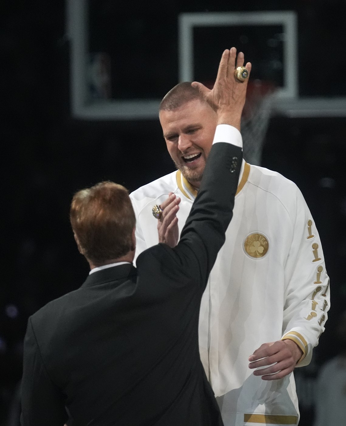 Celtics celebrate 18th NBA title with banner, rings and call from Tatum: 'Let's do it again.' | iNFOnews.ca Celtics celebrate 18th NBA title with banner, rings and call from Tatum: 'Let's do it again.' | iNFOnews.ca