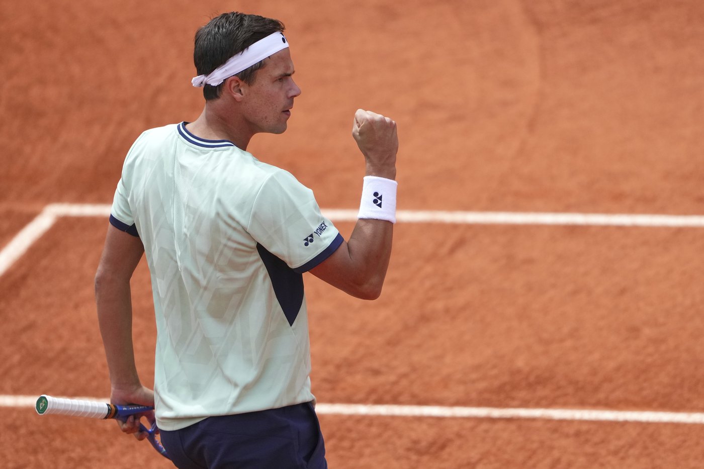 French Open: US Open runner-up Taylor Fritz loses to Daniel Altmaier in first round | iNFOnews.ca French Open: US Open runner-up Taylor Fritz loses to Daniel Altmaier in first round | iNFOnews.ca