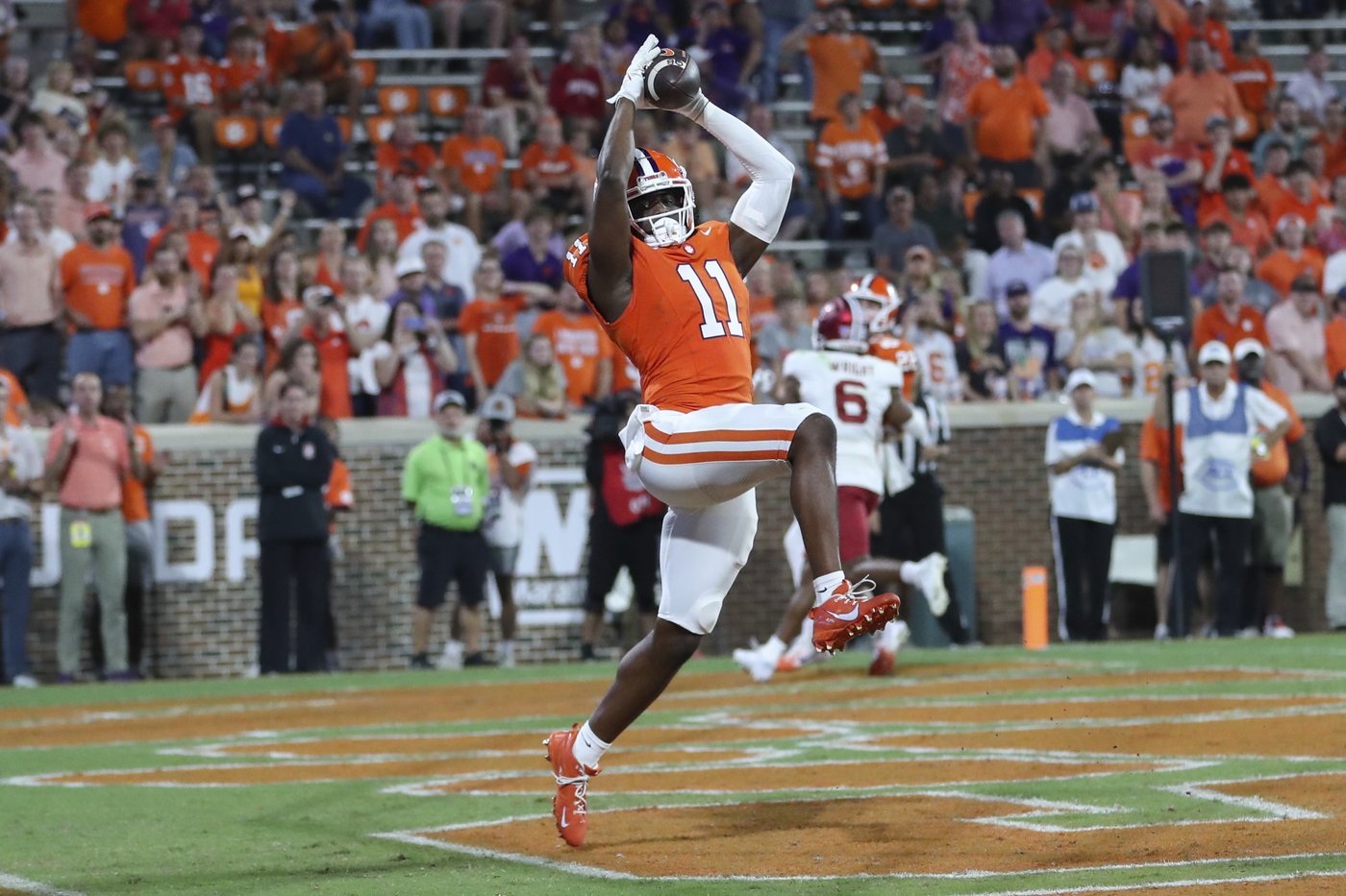 No. 17 Clemson wears down Stanford with Klubnik's 5 TDs and defense's 3 takeaways in 40-14 win | iNFOnews.ca No. 17 Clemson wears down Stanford with Klubnik's 5 TDs and defense's 3 takeaways in 40-14 win | iNFOnews.ca