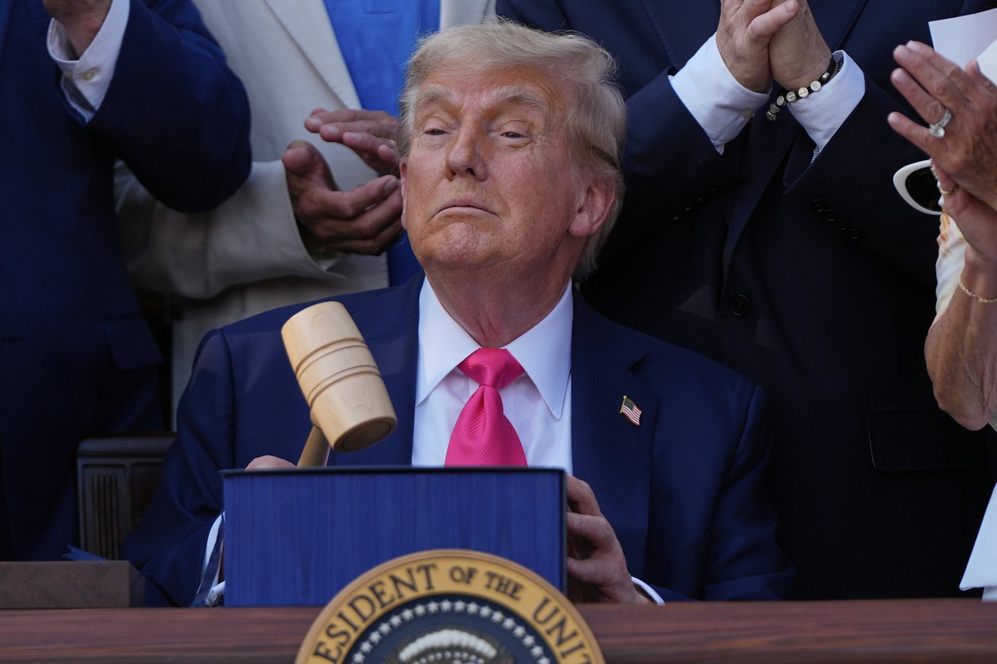 With gavel in hand, Trump chisels away at the power of a compliant Congress | iNFOnews.ca With gavel in hand, Trump chisels away at the power of a compliant Congress | iNFOnews.ca