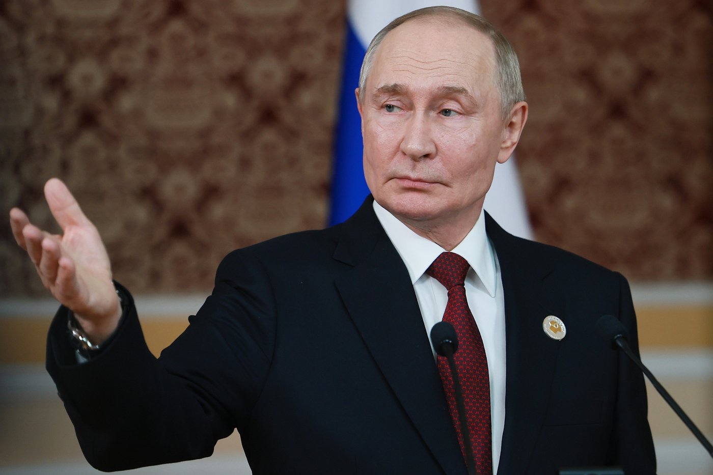 Putin praises Trump's peace efforts despite failing to win the Nobel prize | iNFOnews.ca