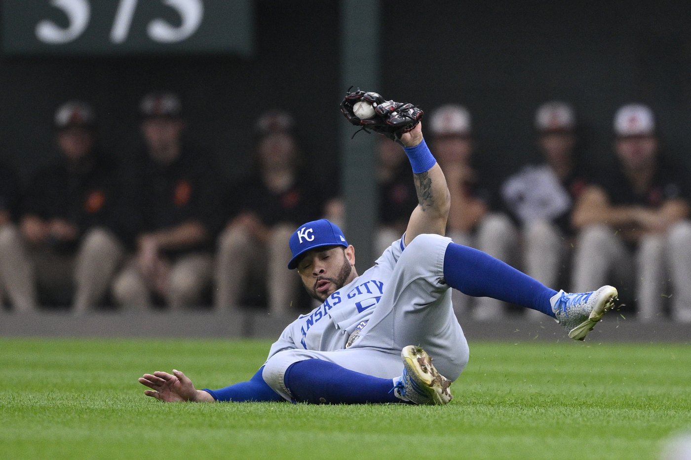 Bobby Witt Jr. and Cole Ragans lead the Royals over the Orioles 1-0 to open an AL Wild Card Series | iNFOnews.ca
