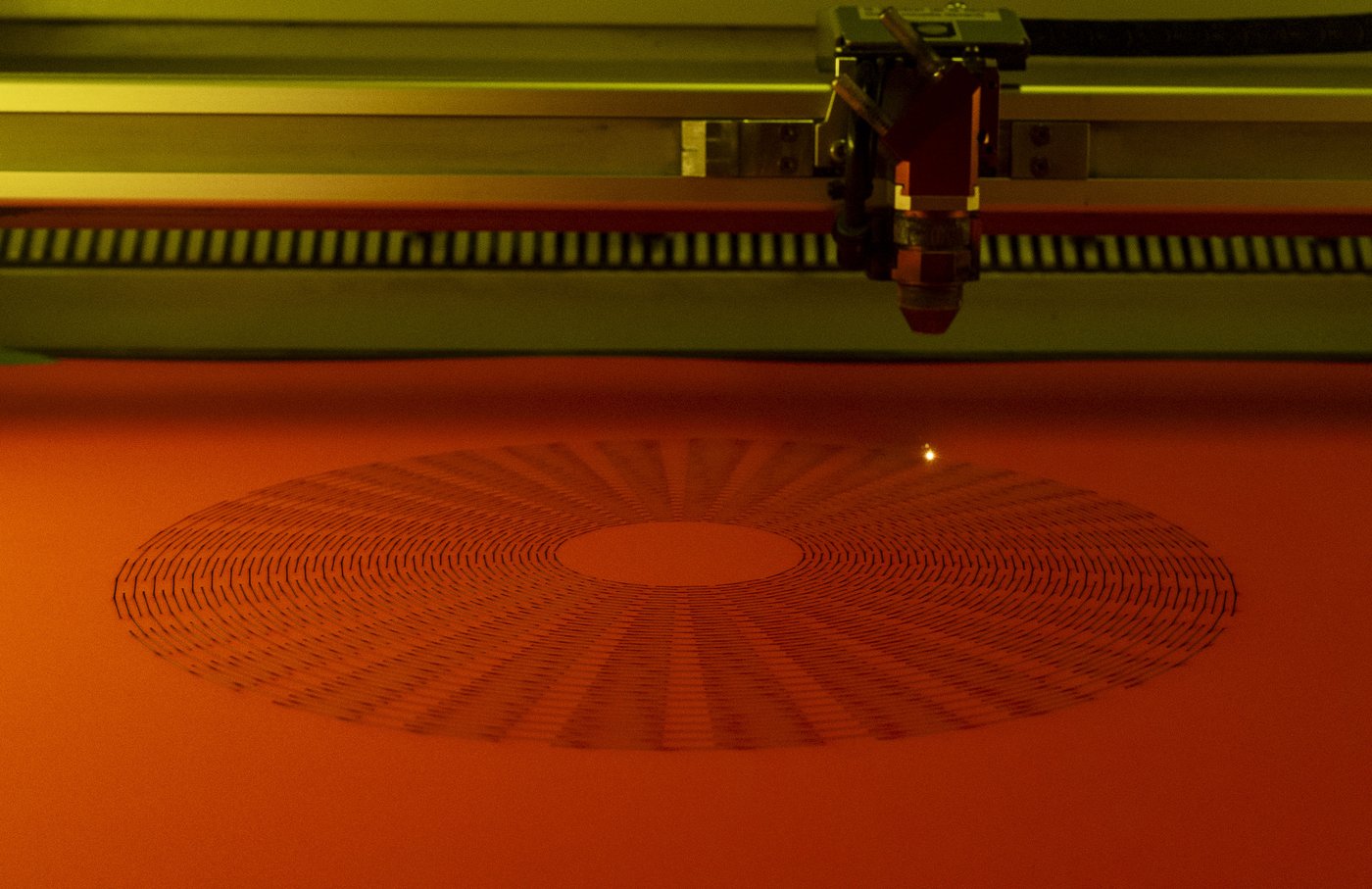 Polytechnique engineers design low-cost, Japanese kirigami-inspired parachute | iNFOnews.ca Polytechnique engineers design low-cost, Japanese kirigami-inspired parachute | iNFOnews.ca