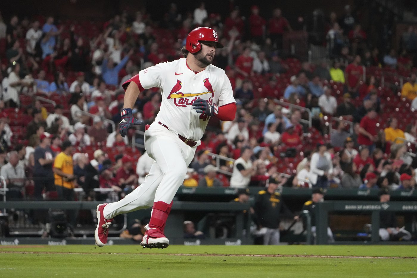 Burleson's double lifts Cardinals past Pirates 2-1; Skenes' troubles against St. Louis continue | iNFOnews.ca