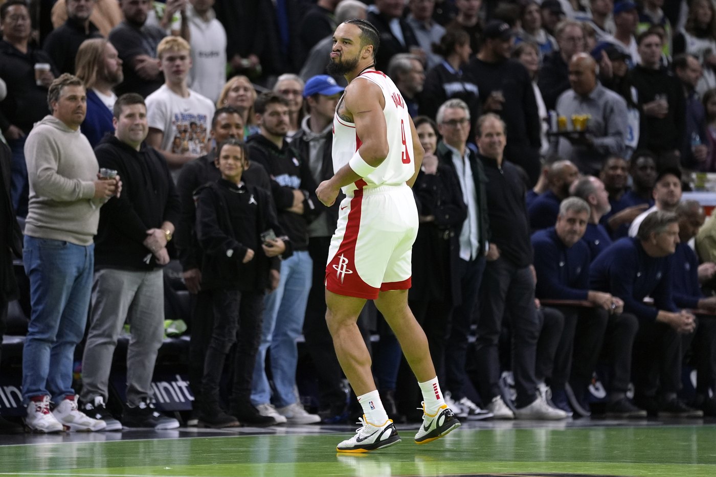 Sengun records triple-double and Rockets beat Wolves 117-111 in OT to clinch NBA Cup group | iNFOnews.ca