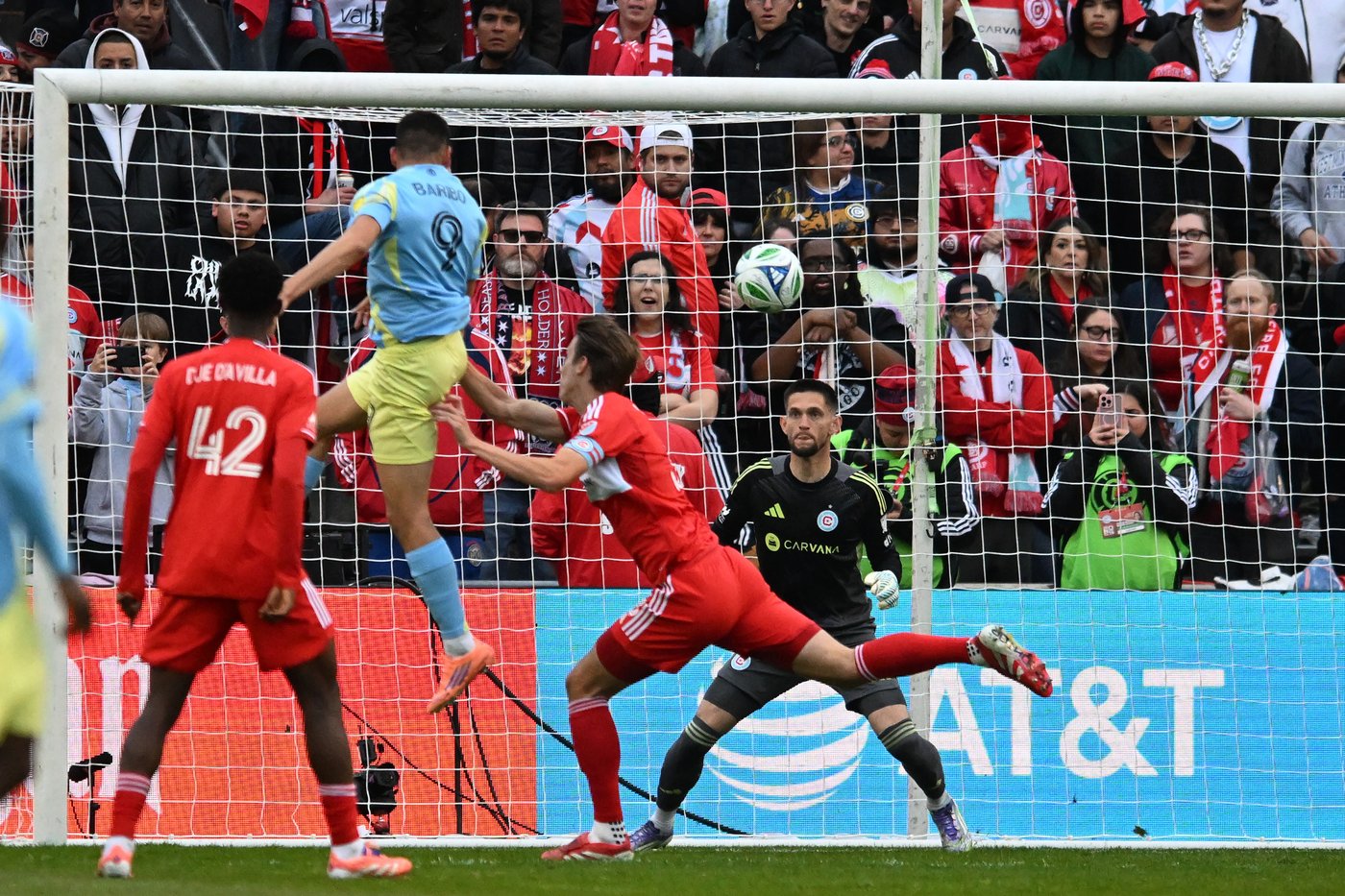 Tai Baribo scores 2 goals, Union beats Fire 3-0 to sweep first-round series | iNFOnews.ca