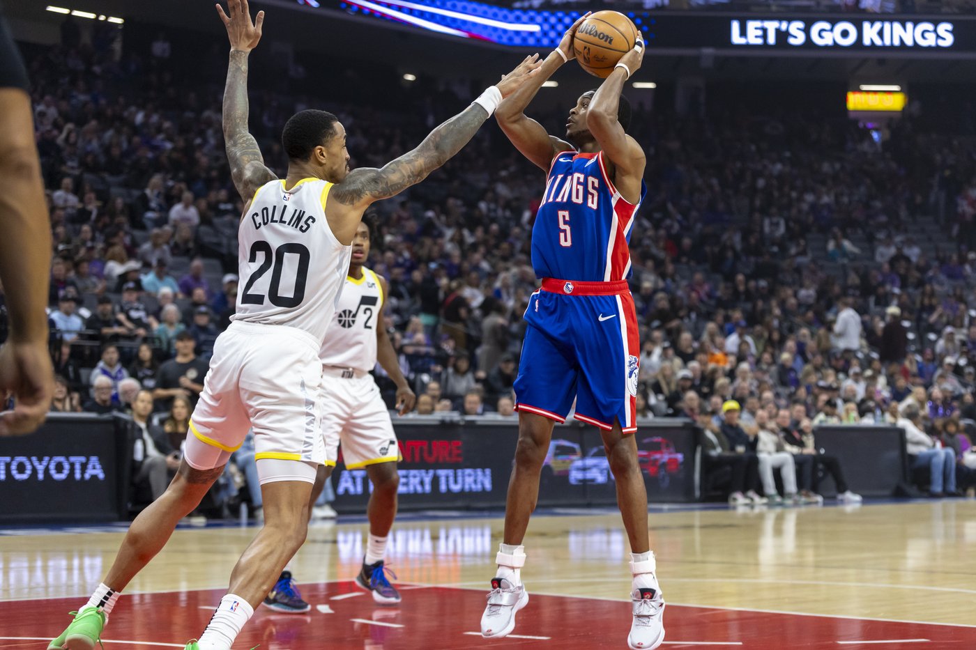 Fox scores 49 points one day after franchise-record performance to lead Kings over Jazz 121-117 | iNFOnews.ca Fox scores 49 points one day after franchise-record performance to lead Kings over Jazz 121-117 | iNFOnews.ca