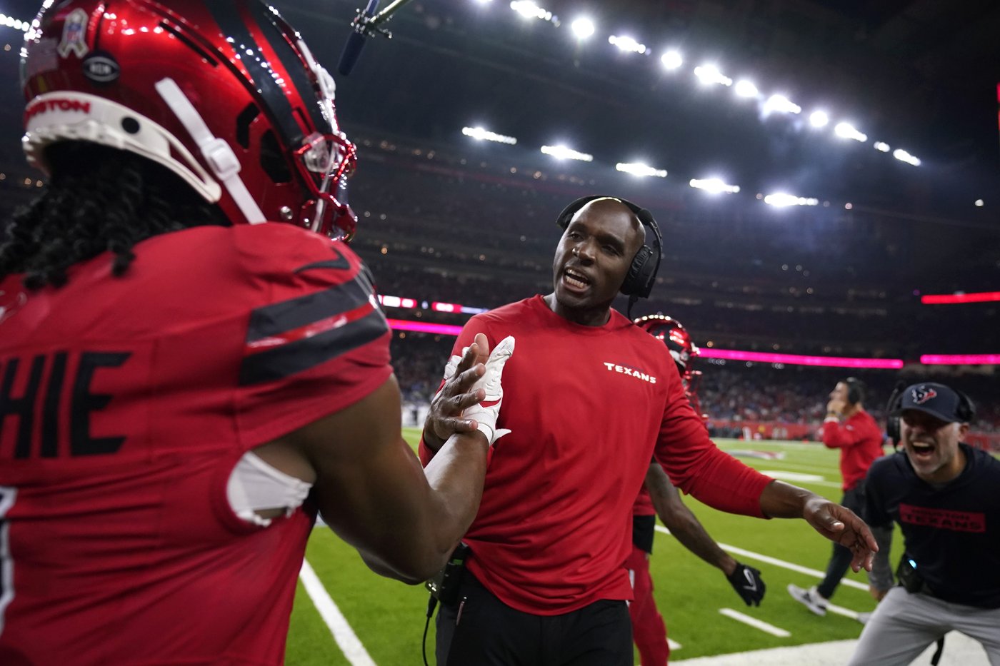Both Texans and Cowboys need skid-stopping win in their matchup. That's where the similarities end | iNFOnews.ca Both Texans and Cowboys need skid-stopping win in their matchup. That's where the similarities end | iNFOnews.ca