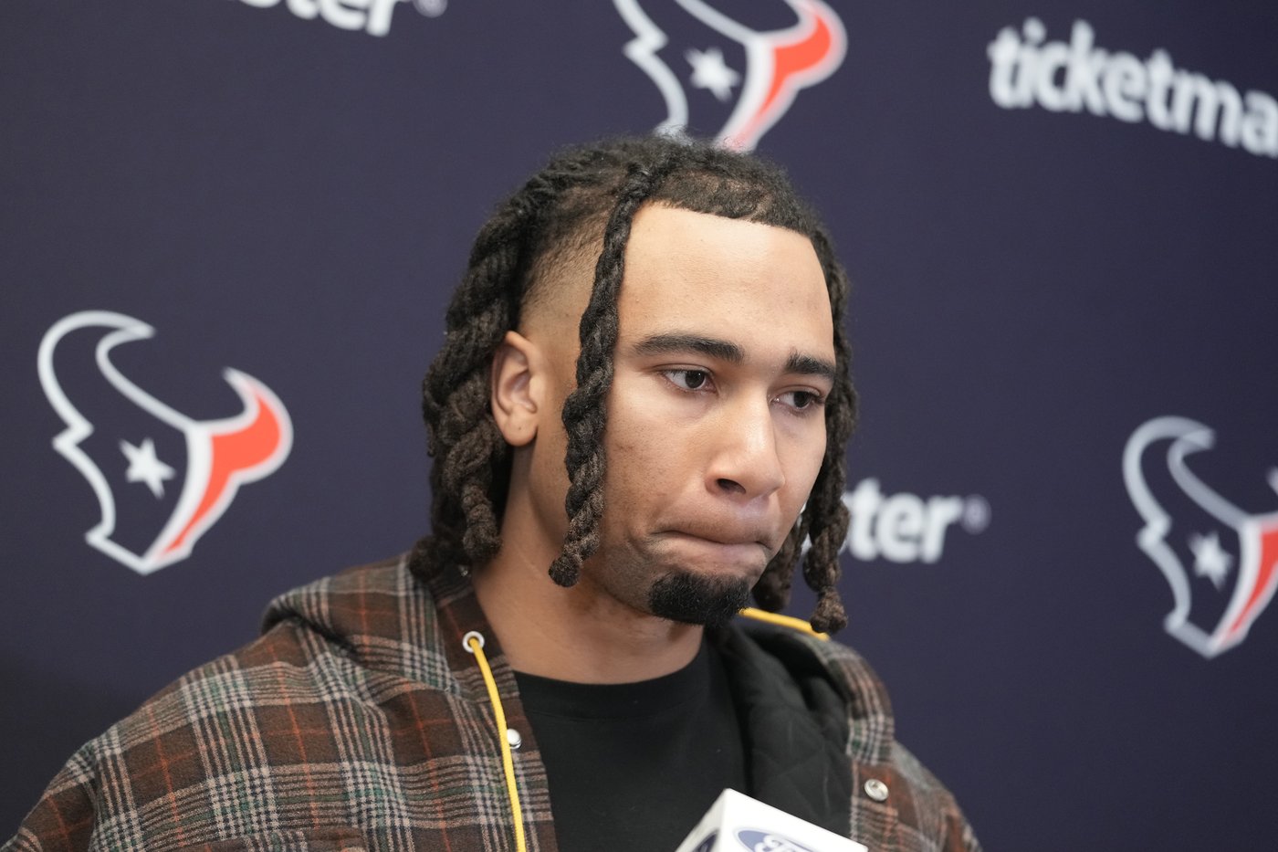 NFL players who use platform to share their faith say its their duty to spread their love of Jesus | iNFOnews.ca NFL players who use platform to share their faith say its their duty to spread their love of Jesus | iNFOnews.ca