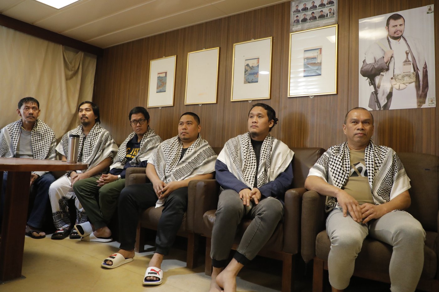 ICRC visits the crew of hijacked ship for the 2nd time since being detained in Yemen | iNFOnews.ca ICRC visits the crew of hijacked ship for the 2nd time since being detained in Yemen | iNFOnews.ca