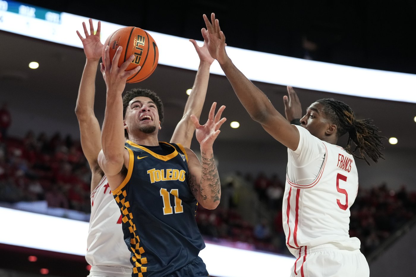 Terrance Arceneaux comes off bench to help No. 15 Houston rout Toledo 78-49 | iNFOnews.ca Terrance Arceneaux comes off bench to help No. 15 Houston rout Toledo 78-49 | iNFOnews.ca
